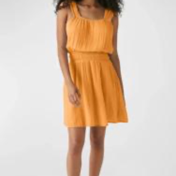 NWT Michael Stars Josephine Smocked Waist Gauze Dress – M – Marmalade (Orange) - Picture 4 of 6